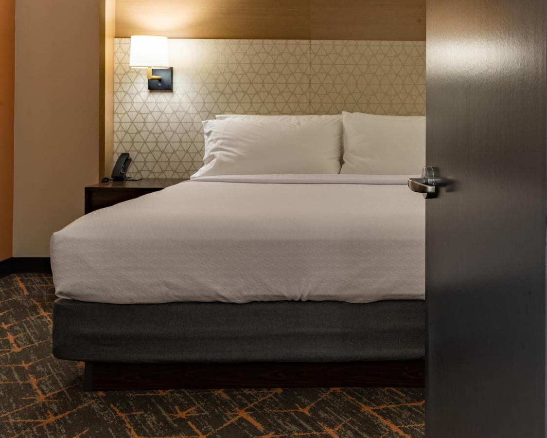 فندق Courtyard By Marriott Atlanta دنوودي المظهر الخارجي الصورة