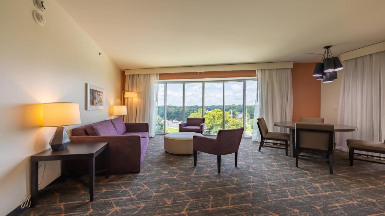 فندق Courtyard By Marriott Atlanta دنوودي المظهر الخارجي الصورة