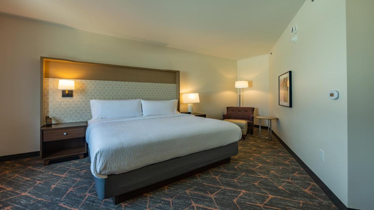 فندق Courtyard By Marriott Atlanta دنوودي المظهر الخارجي الصورة