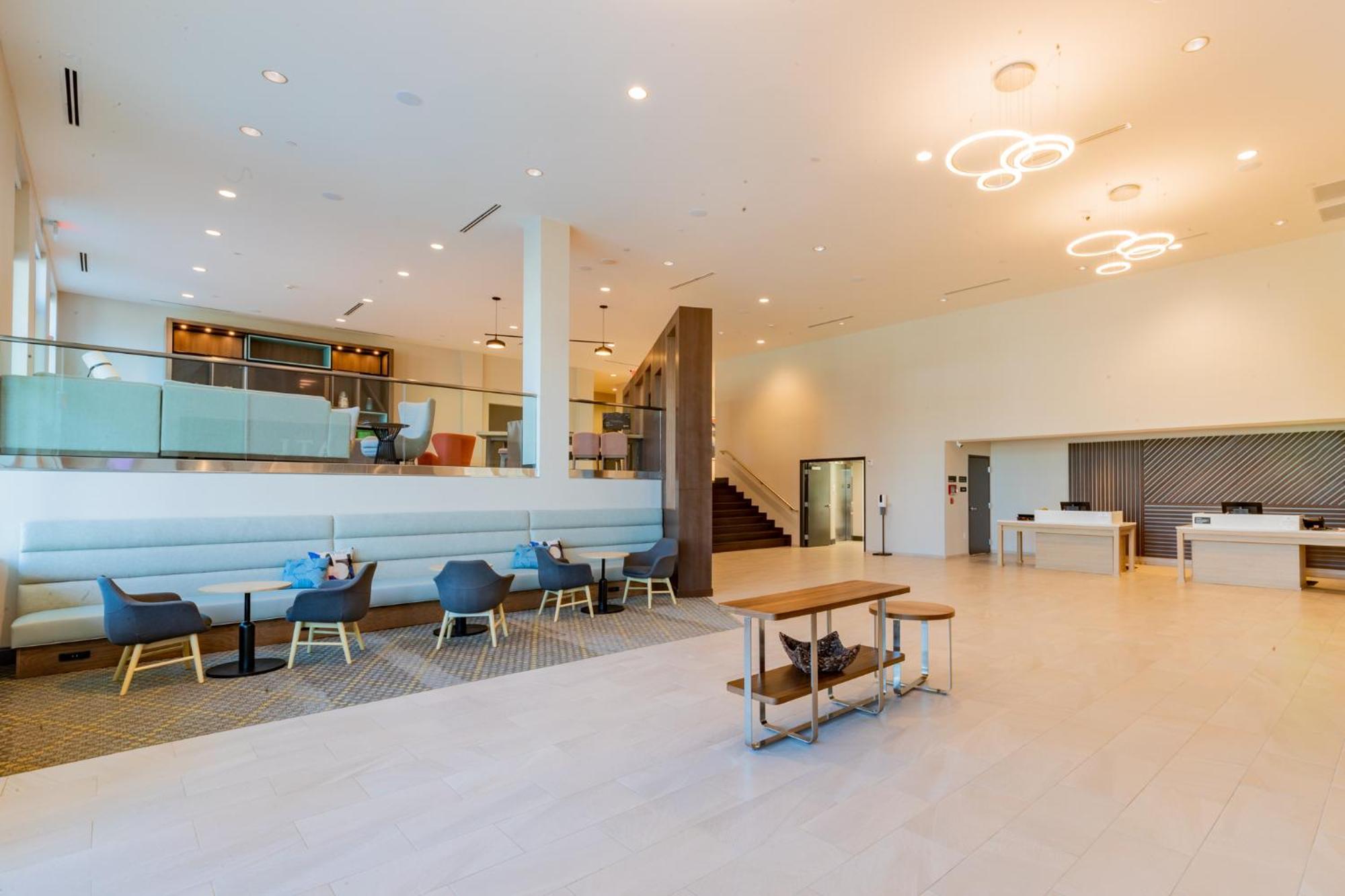 فندق Courtyard By Marriott Atlanta دنوودي المظهر الخارجي الصورة
