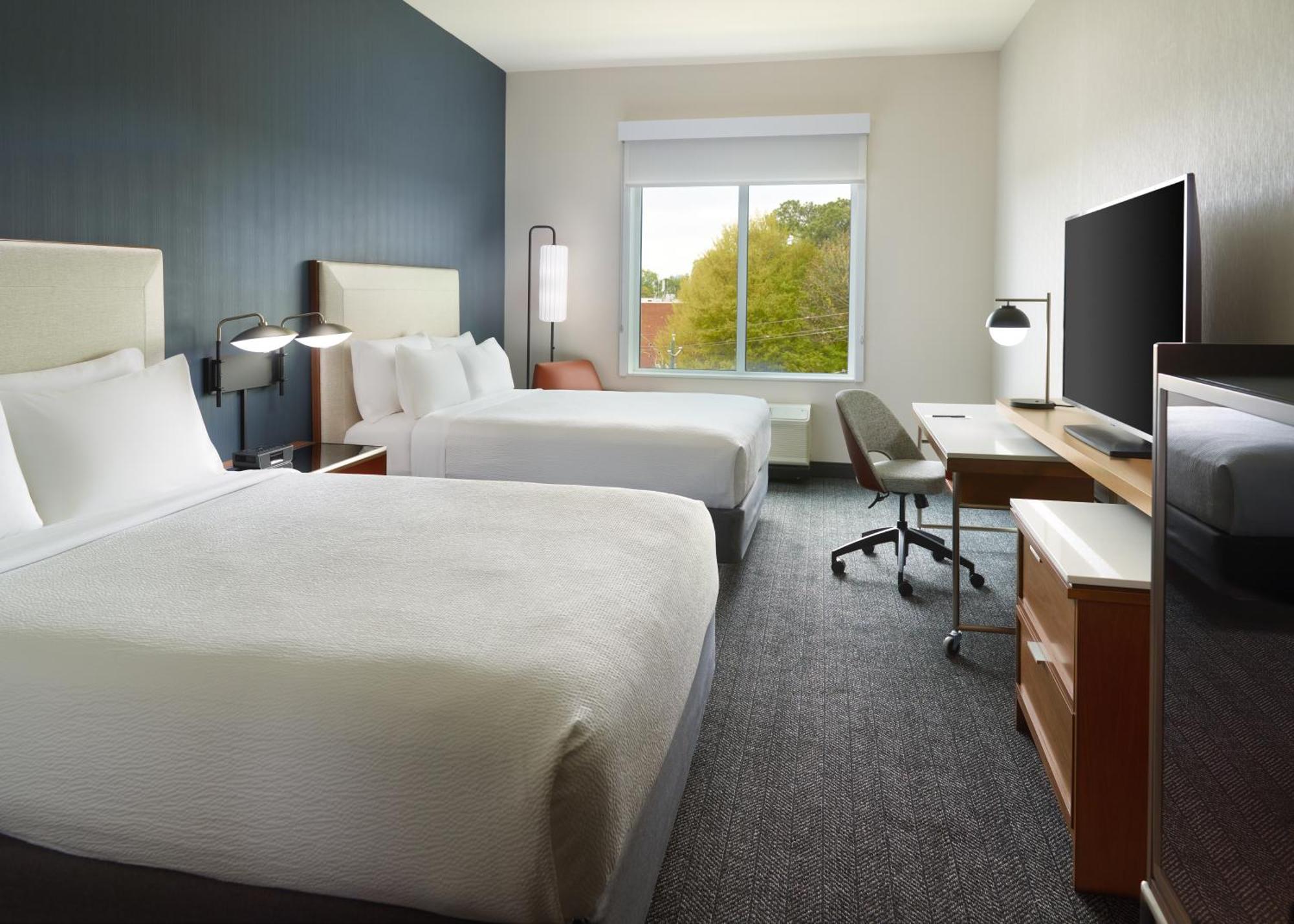 فندق Courtyard By Marriott Atlanta دنوودي المظهر الخارجي الصورة